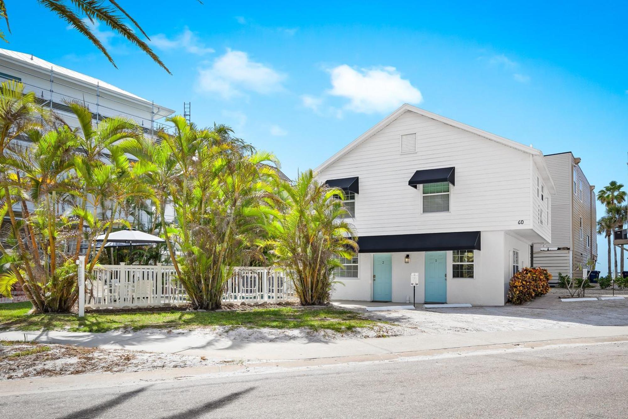 Parrot Beach Cottages سيستا كي الغرفة الصورة