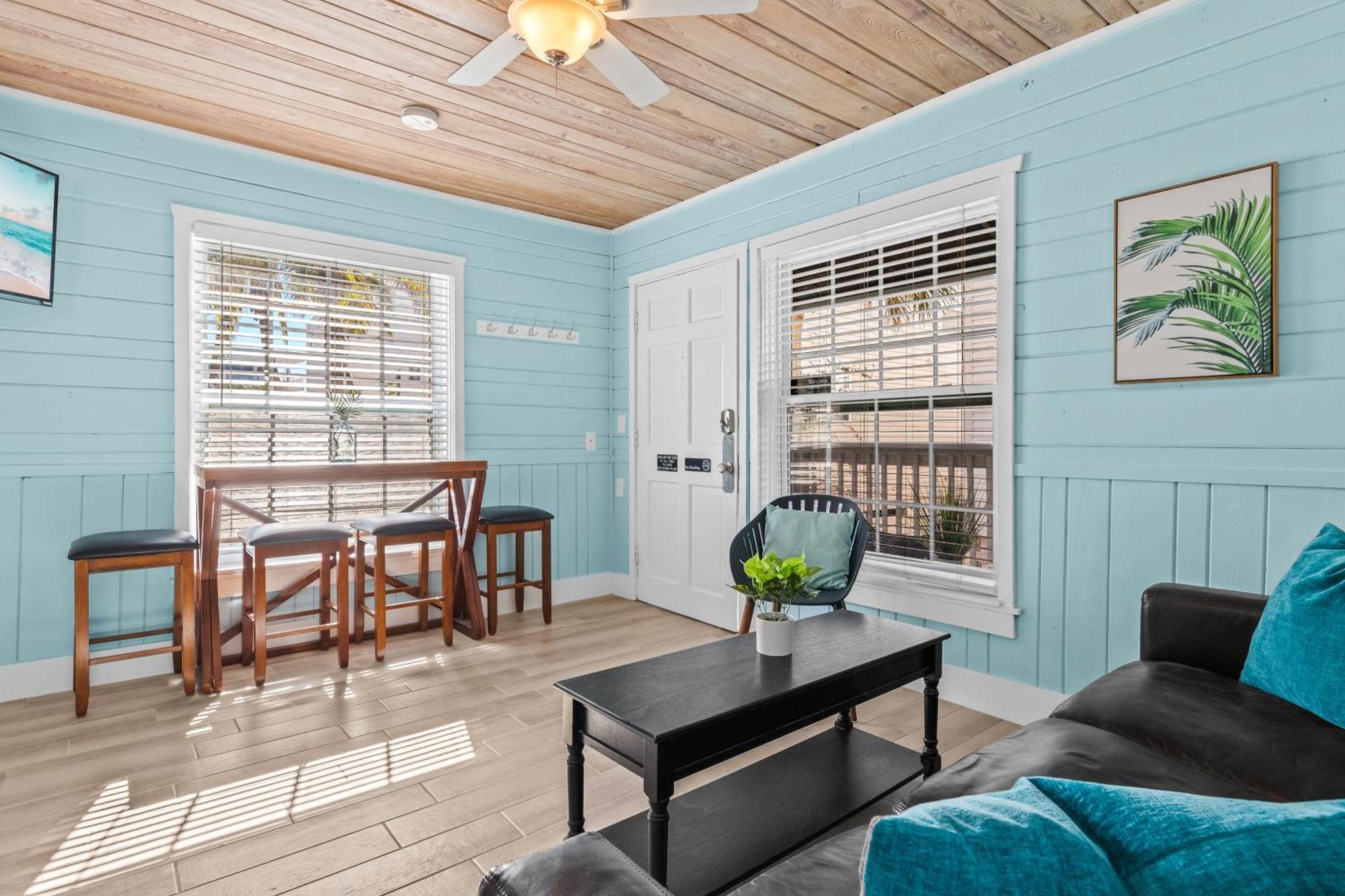 Parrot Beach Cottages سيستا كي الغرفة الصورة